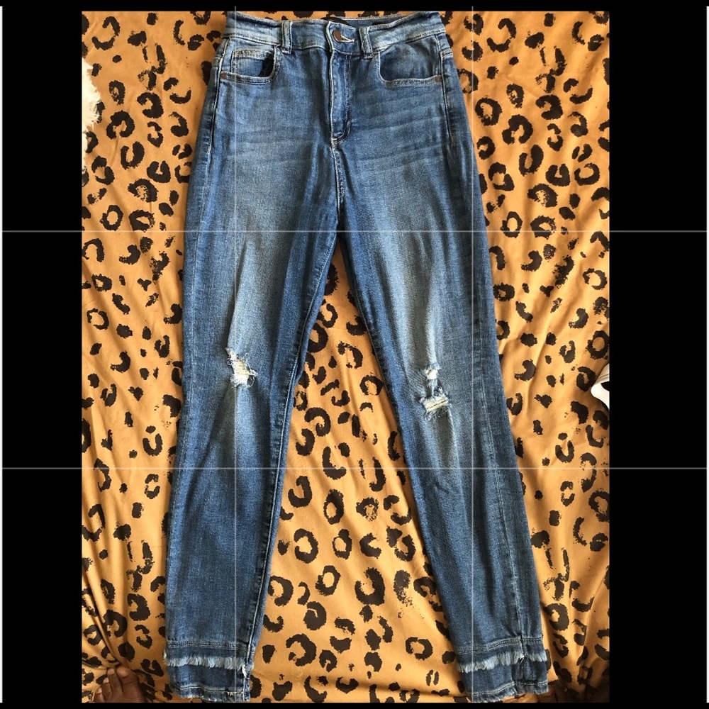 SP Black Label High Waisted Distressed Jeans